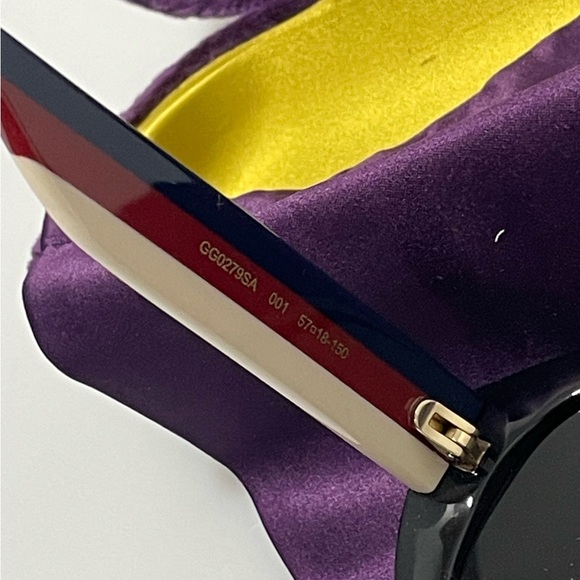 Gucci Oval Ladies Sunglasses GG0279SA 001 57MM Black - Picture 5 of 9